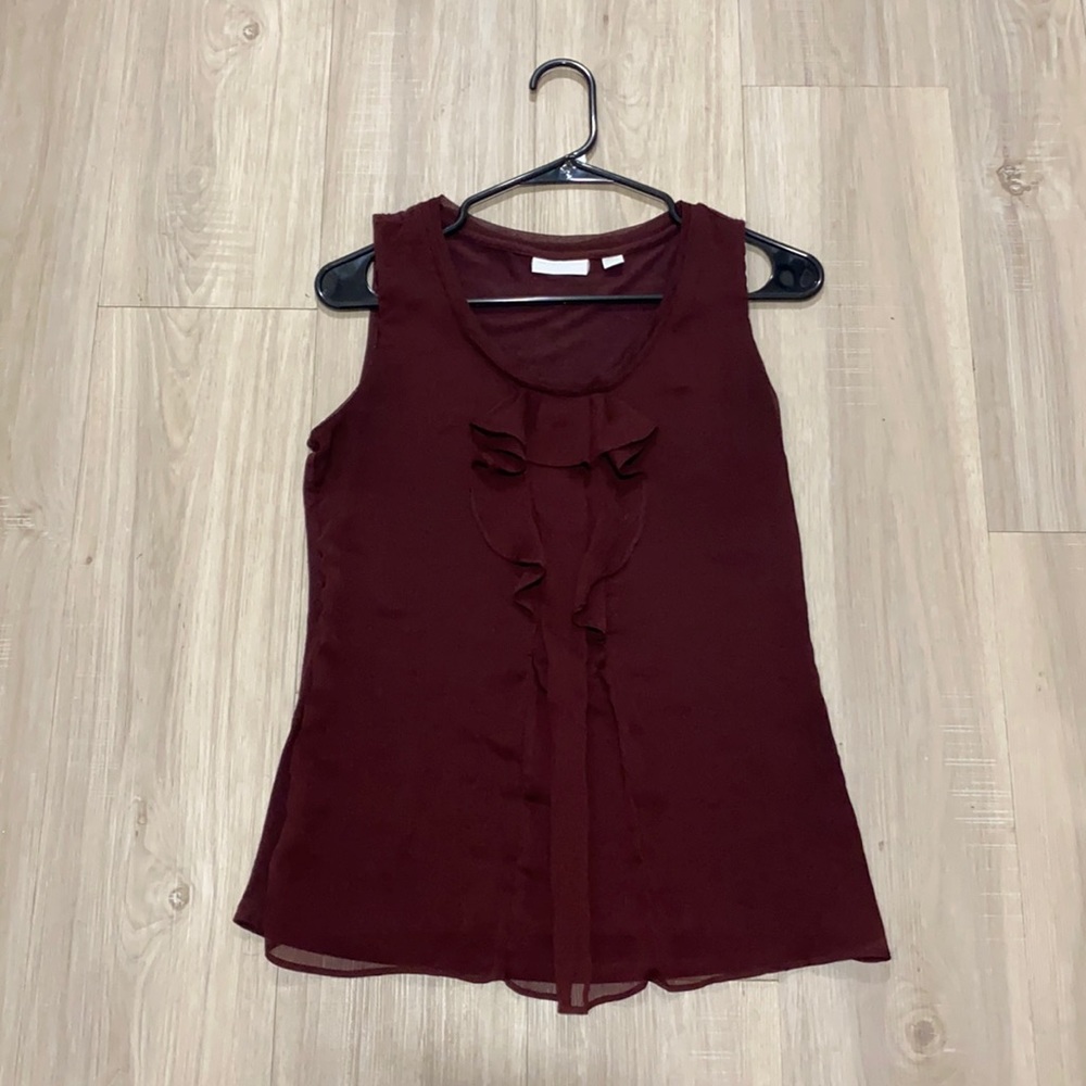 Maroon sleeveless blouse